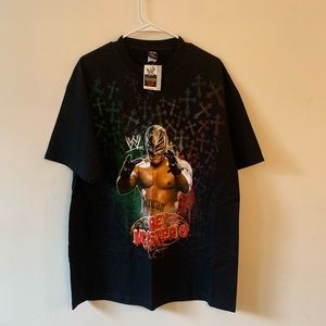Y2K WWE Rey Mysterio graphic t shirt